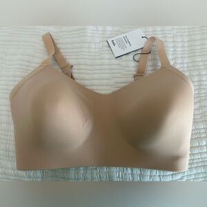 KNIX NWT Wireless Scoop Bra